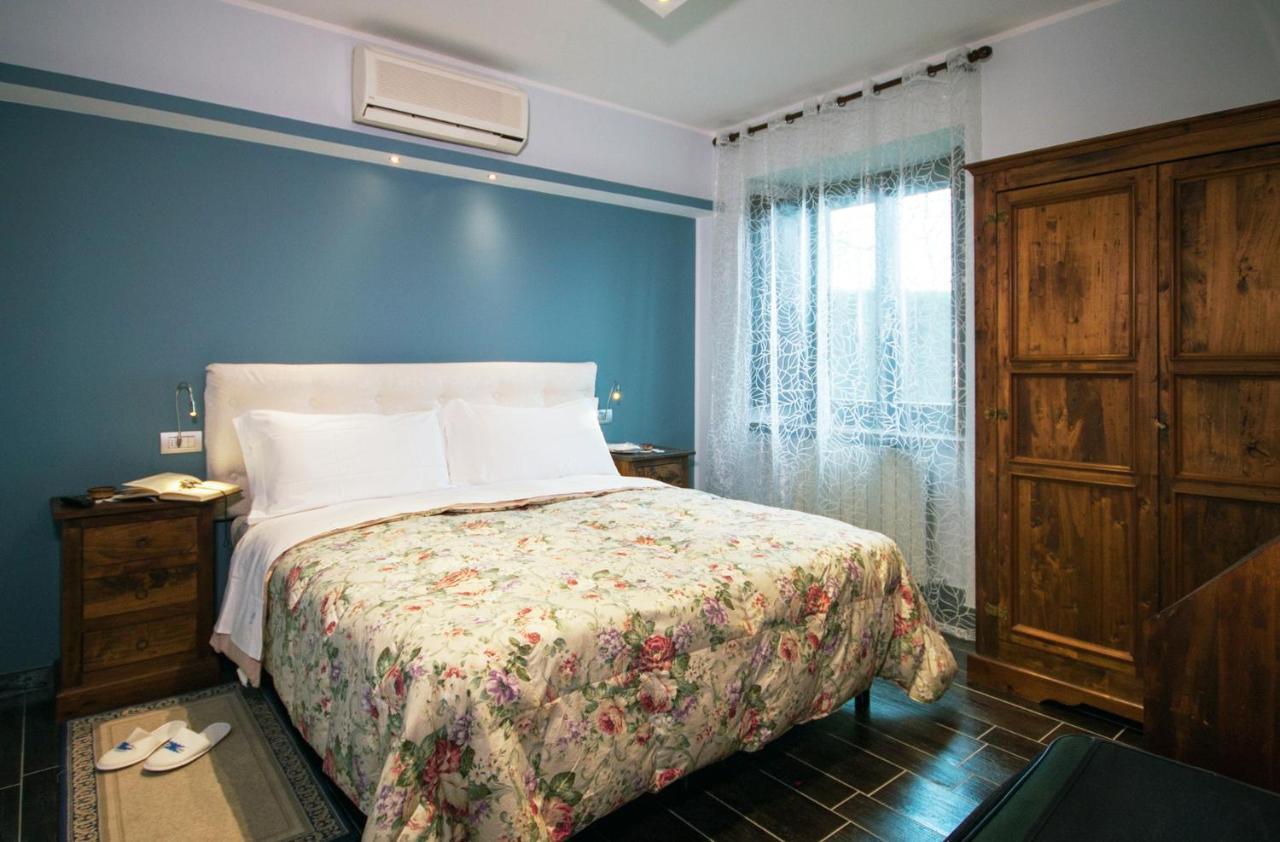 Santa Maria Degli Ancillotti Guest House Petrignano Екстериор снимка