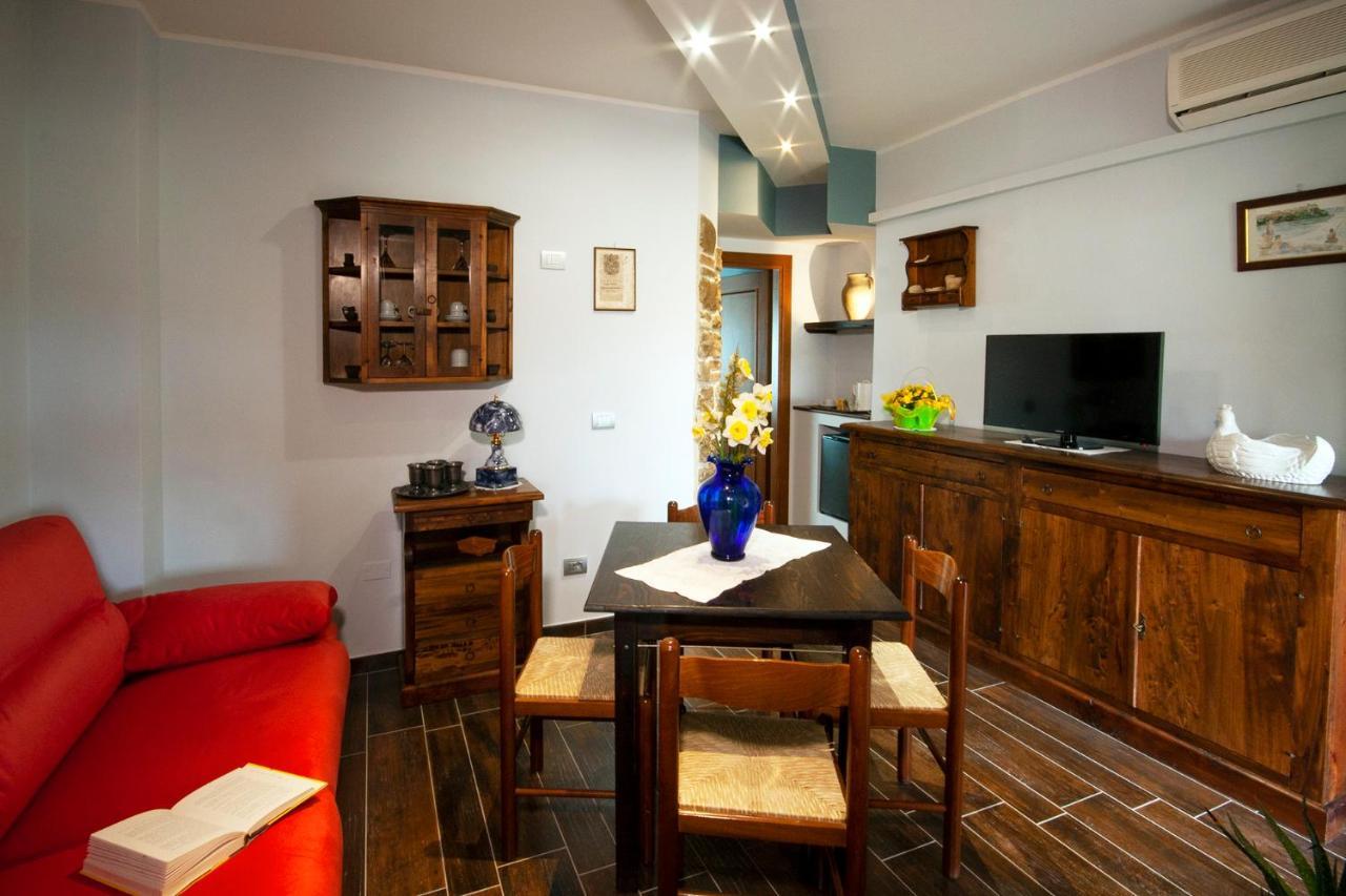 Santa Maria Degli Ancillotti Guest House Petrignano Екстериор снимка